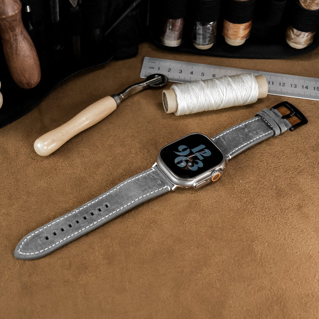 Luxury Vintage Leather Strap