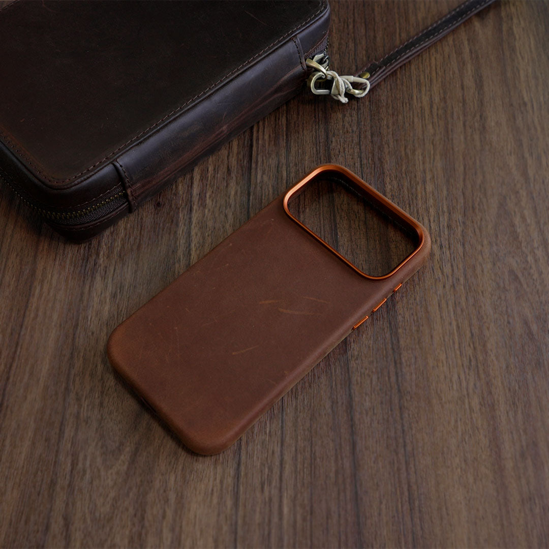 Distressed Leather MagSafe Case for iPhone