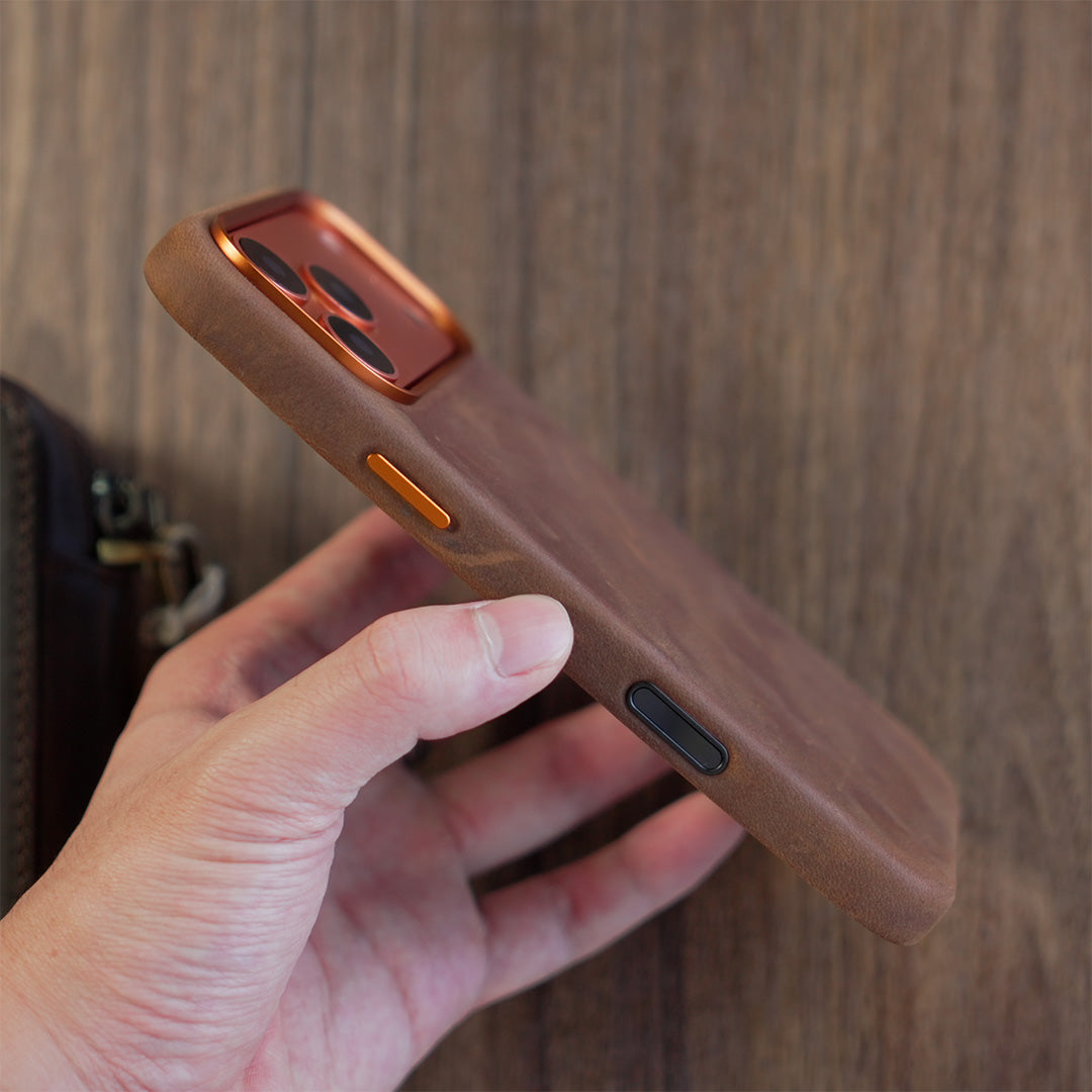 Distressed Leather MagSafe Case for iPhone