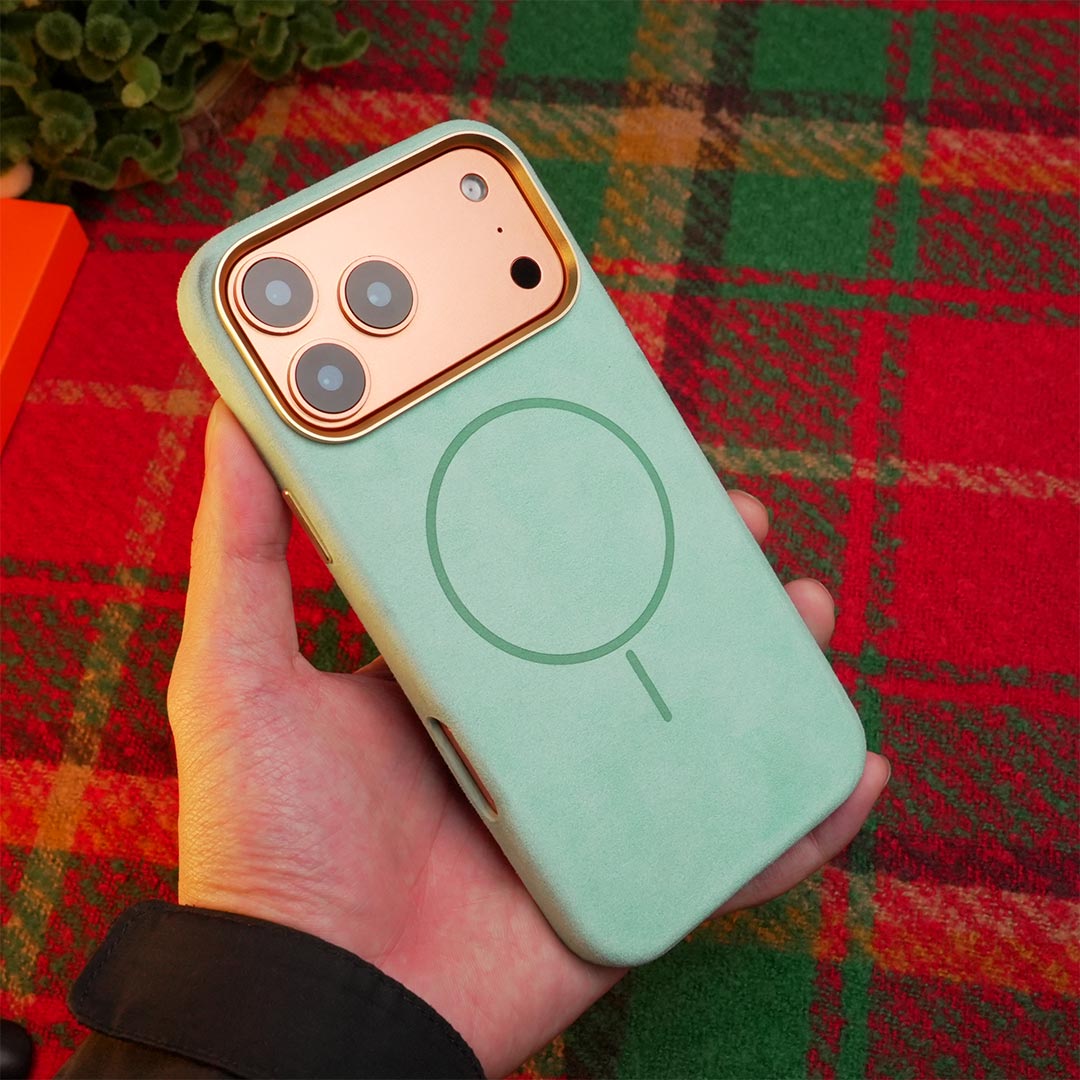 Fireside Glow Suede Magsafe iPhone Case