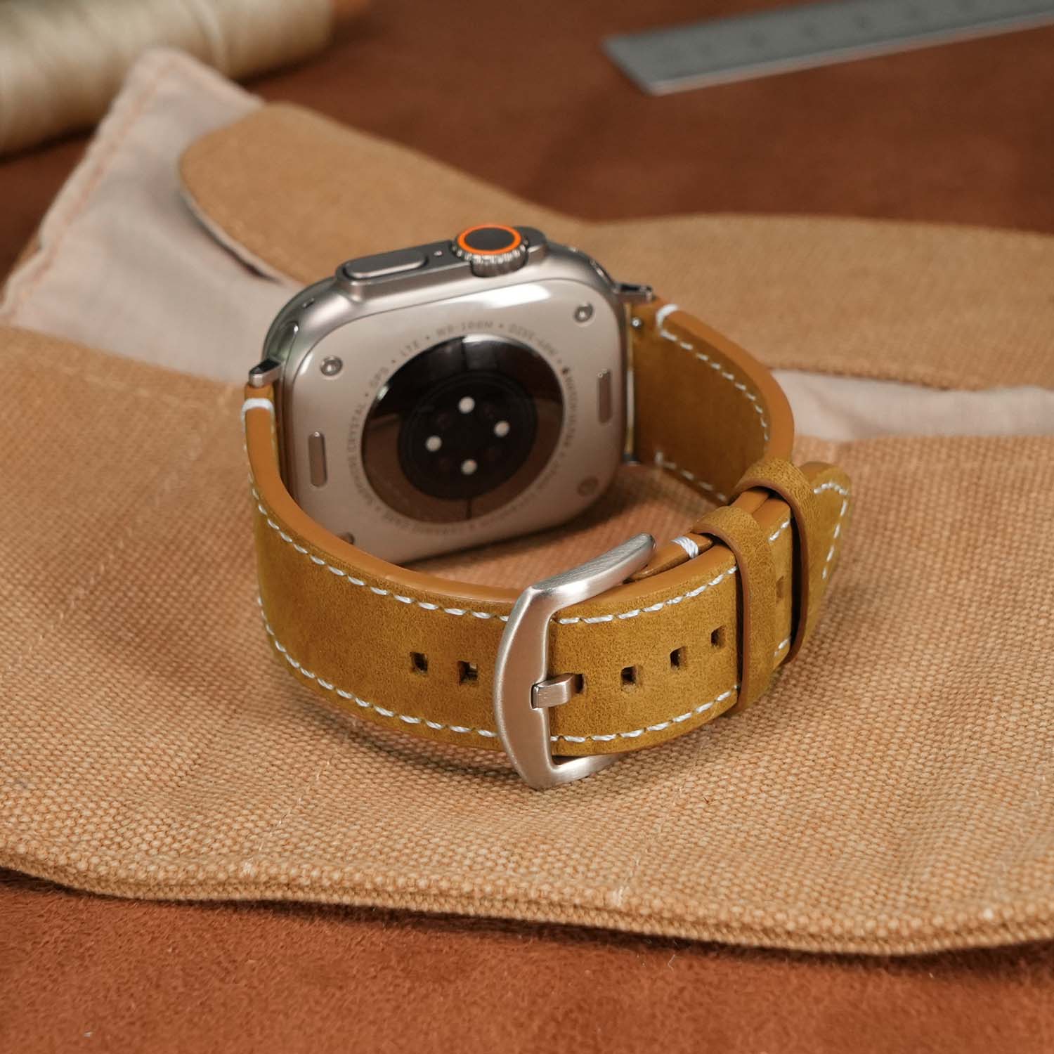 Luxury Vintage Leather Strap