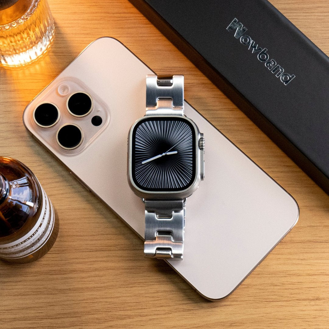 Grand H Link Apple Watch Band